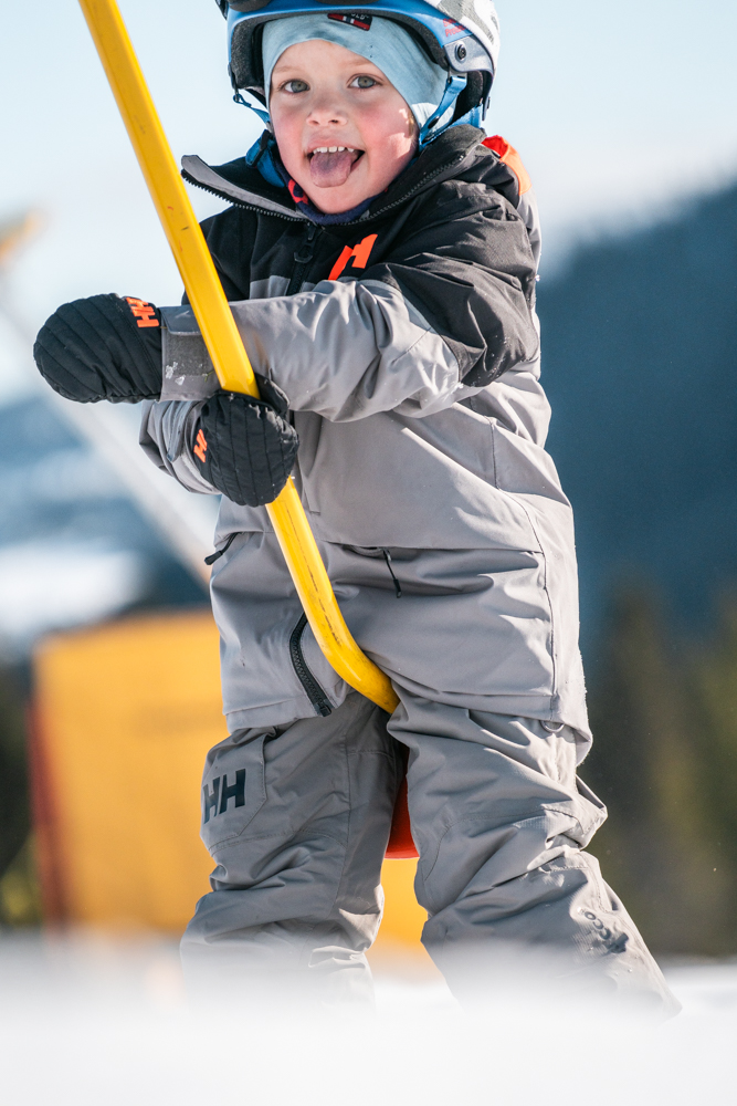 Barn på ski