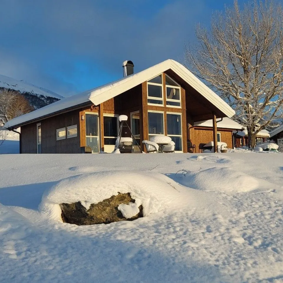 GOLVÅKERBAKKEN 24