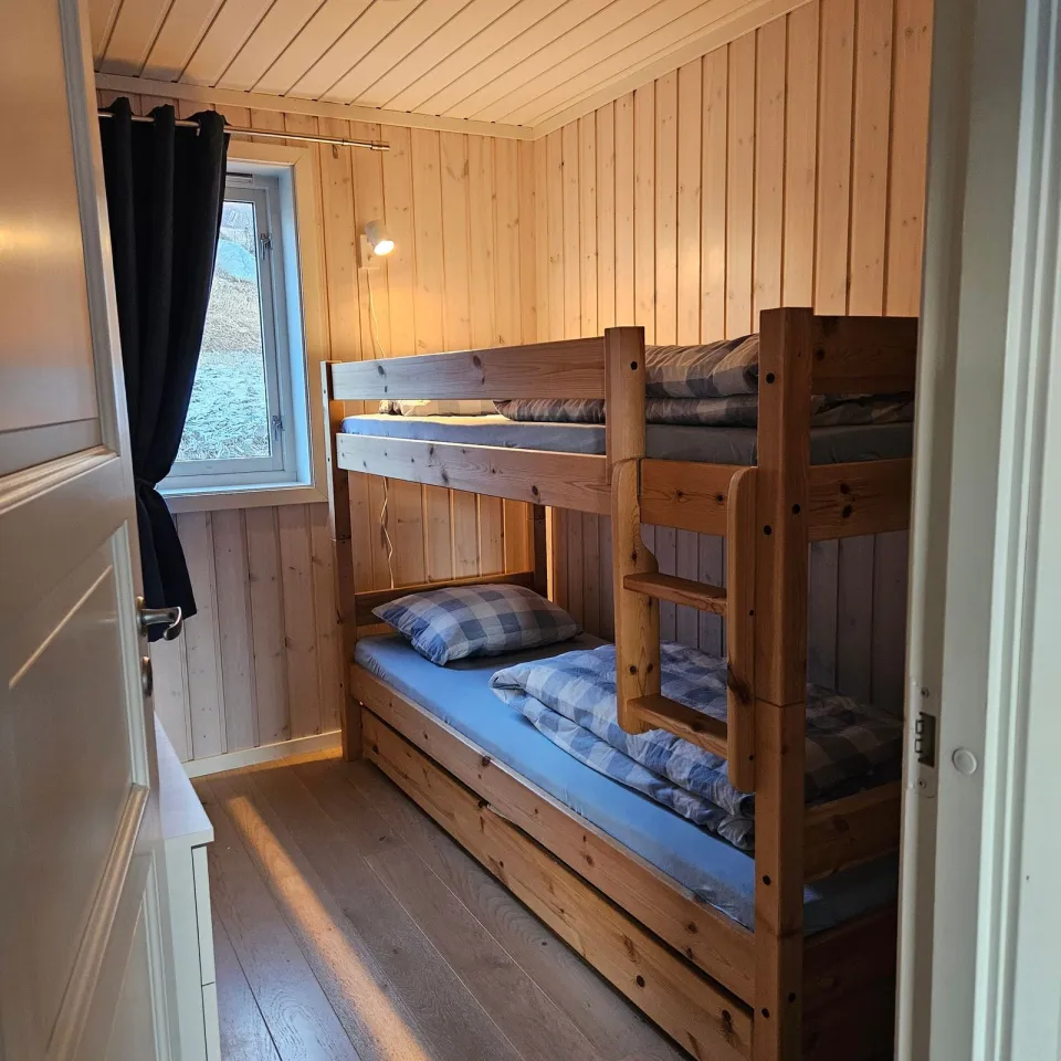 GOLVÅKERBAKKEN 24