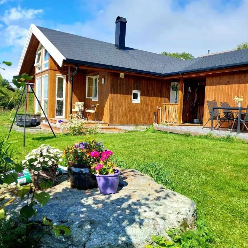 GOLVÅKERBAKKEN 24