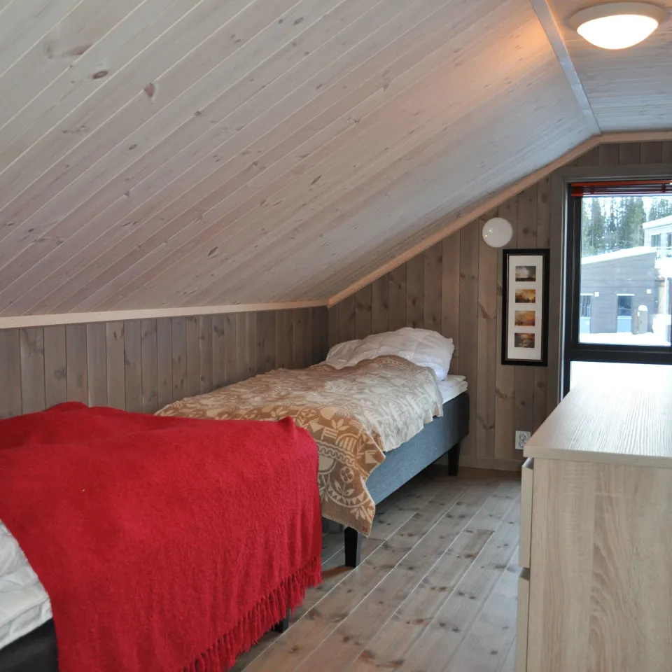 VARDEN 72