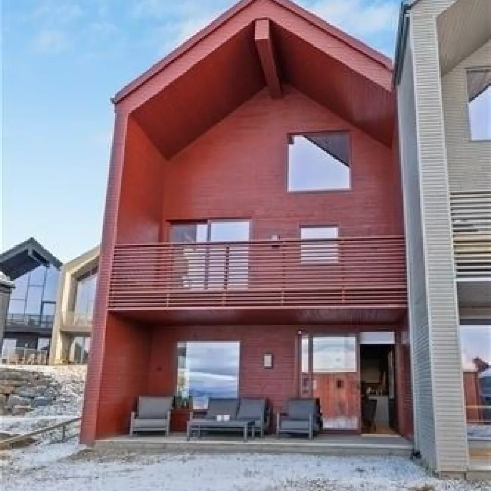 FAVN CHALET 56A