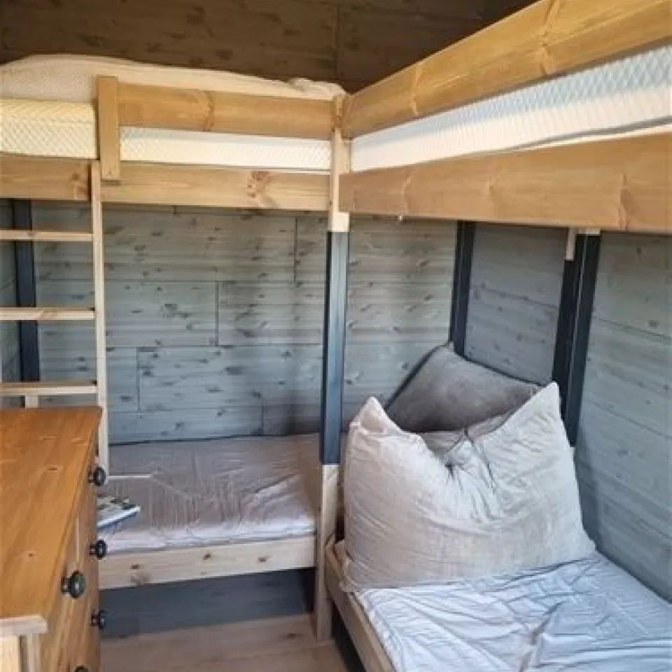 MOSETERTOPPEN BACKYARD 98B