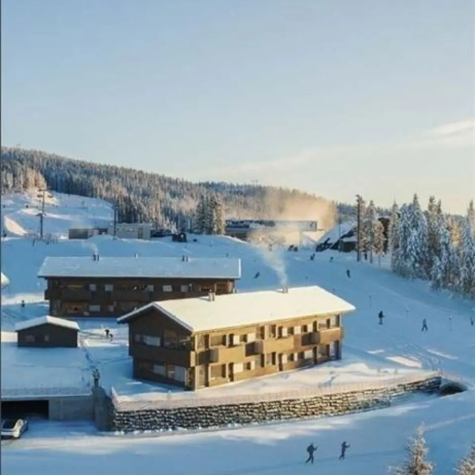 MOSETERTOPPEN BACKYARD 90D