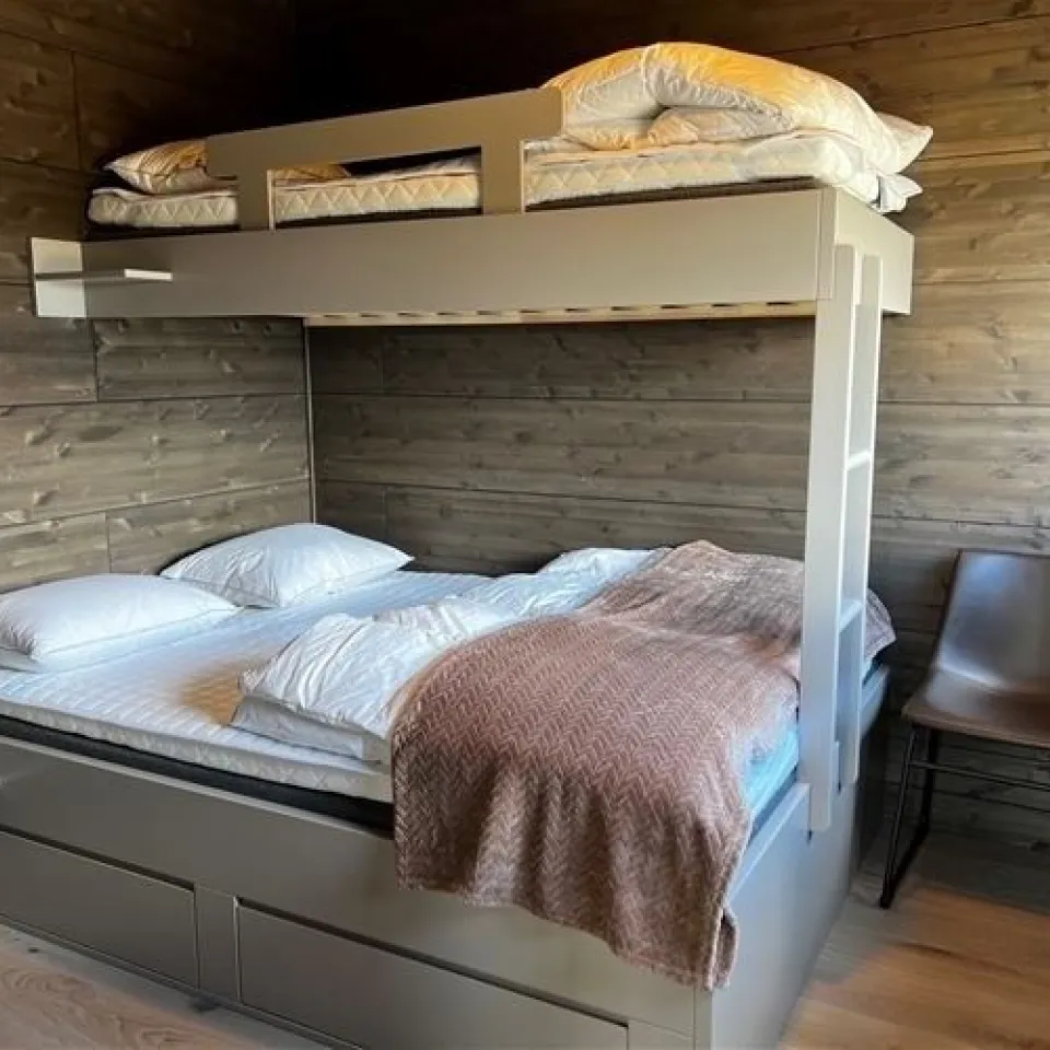 MOSETERTOPPEN BACKYARD 90D