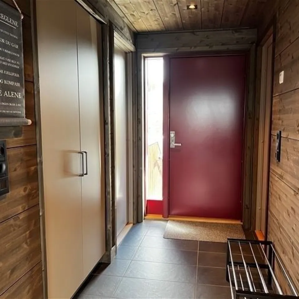 MOSETERTOPPEN BACKYARD 90D