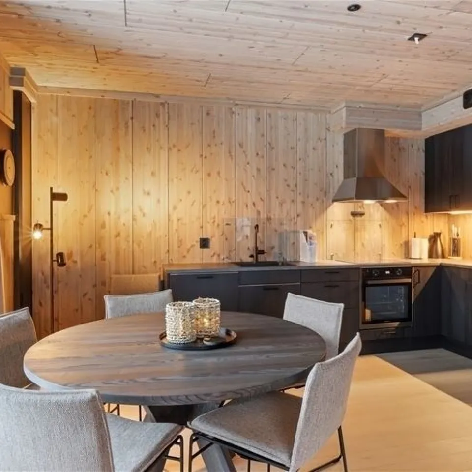 MOSETERTOPPEN SKISTADION B0101