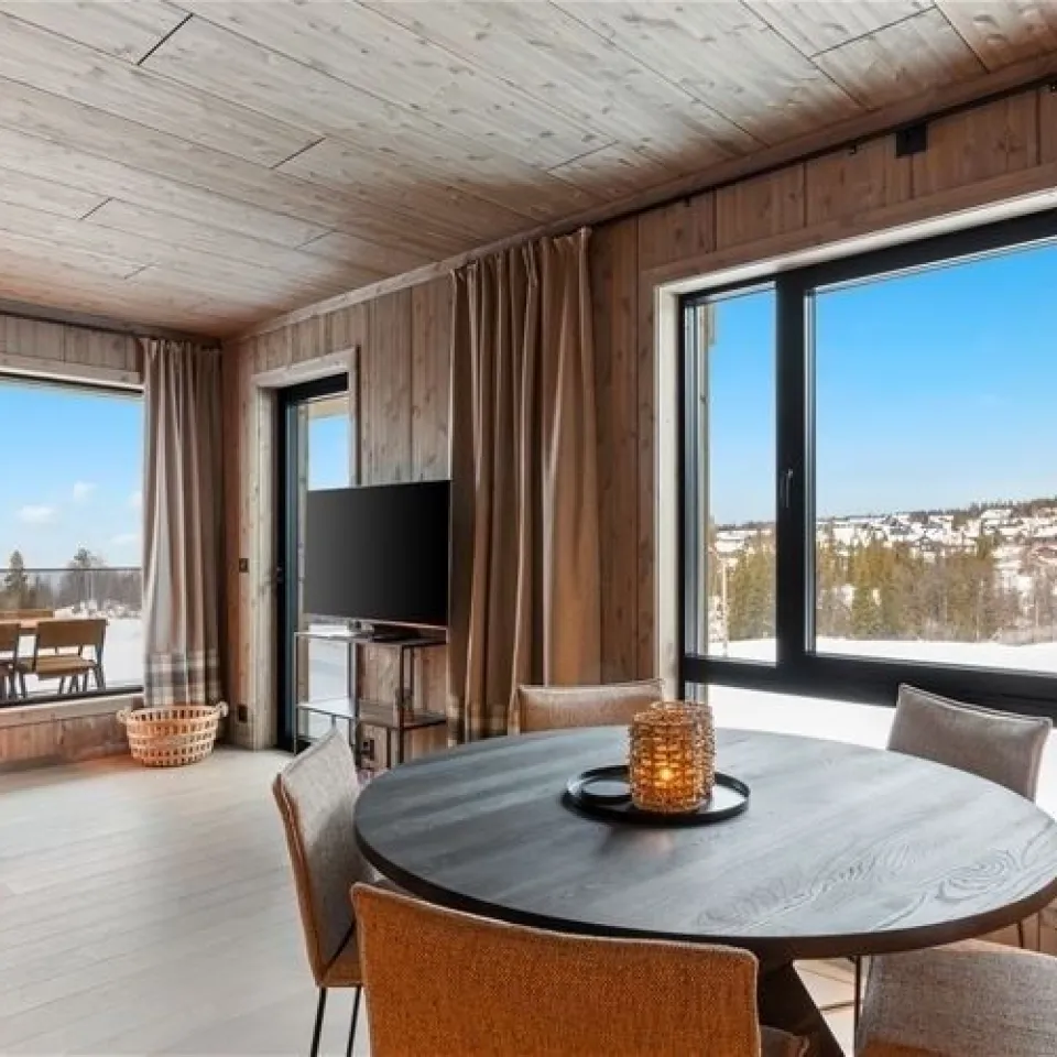 MOSETERTOPPEN SKISTADION B0101