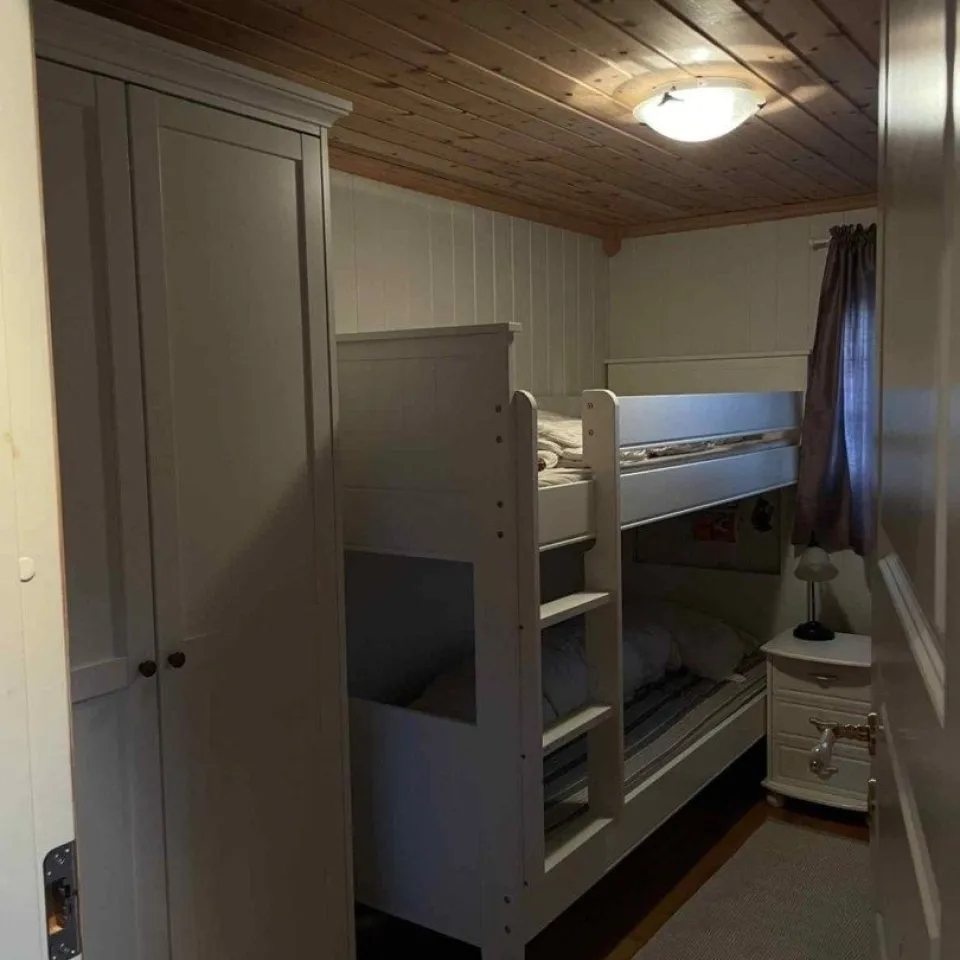 ØVRE STØLSVEGEN 37