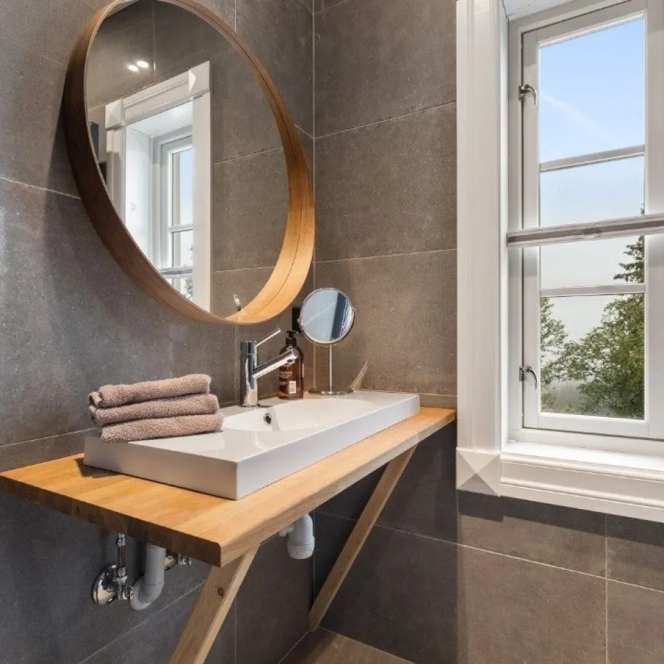 BJØNNLITJØNNVEGEN 17A