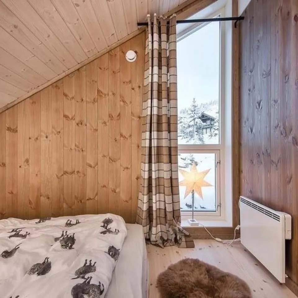 BJØNNLITJØNNVEGEN 21