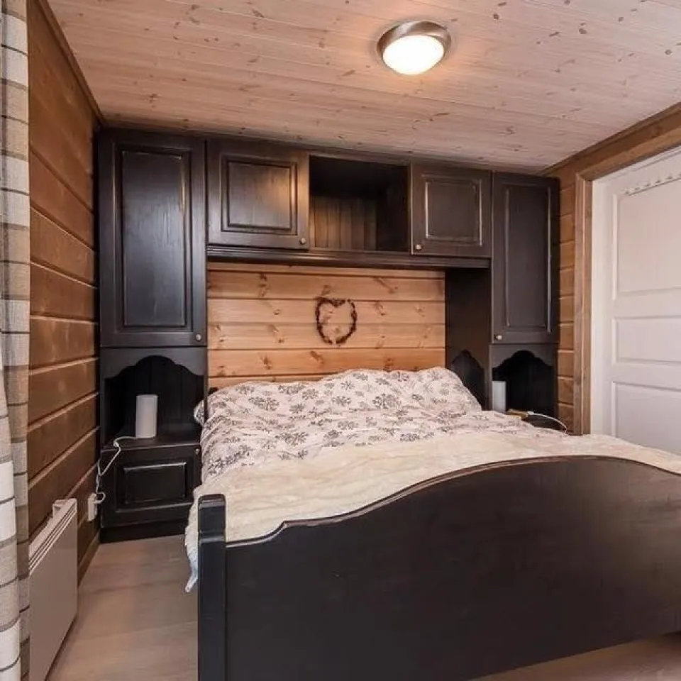 BJØNNLITJØNNVEGEN 21