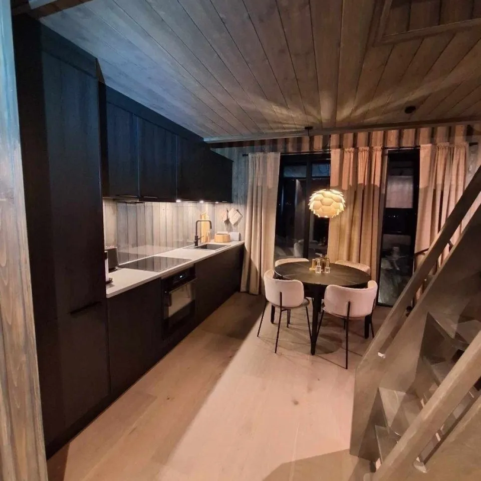 ANNEKS MYRSETERVEGEN 100