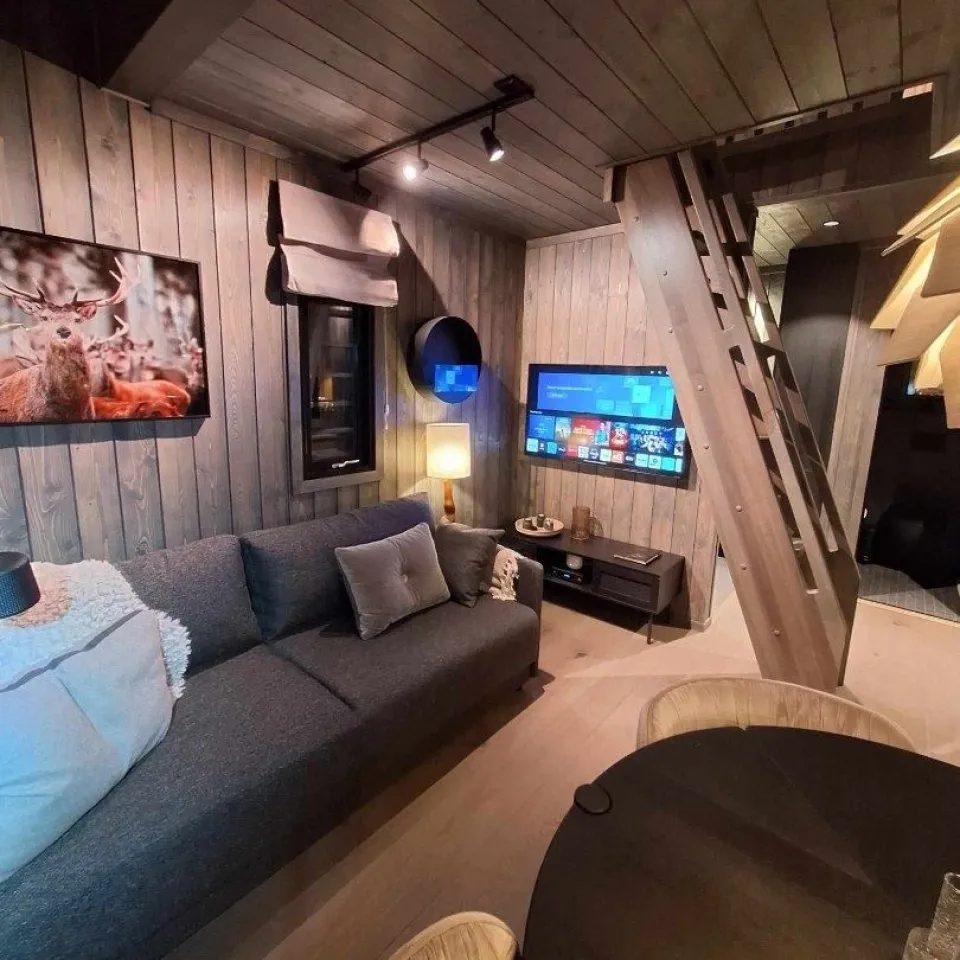 ANNEKS MYRSETERVEGEN 100