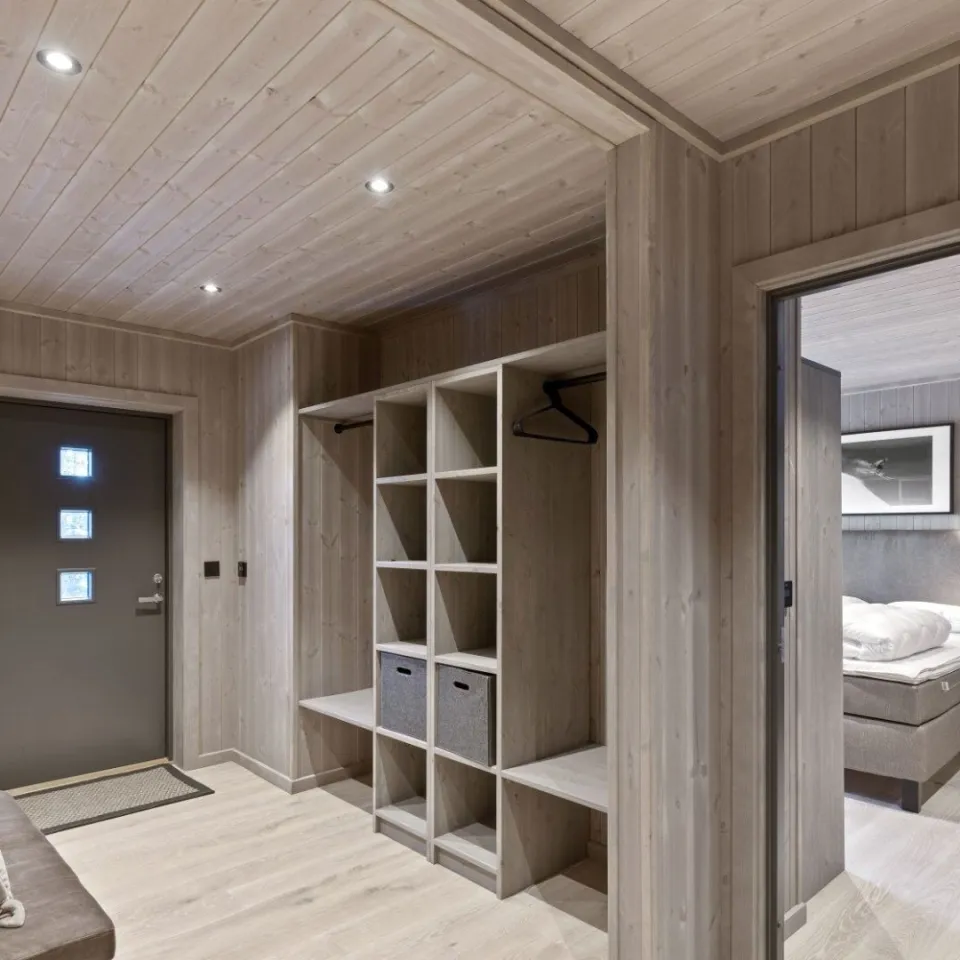 KVITFJELL VARDEN LODGE