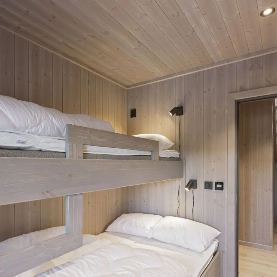 KVITFJELL VARDEN LODGE