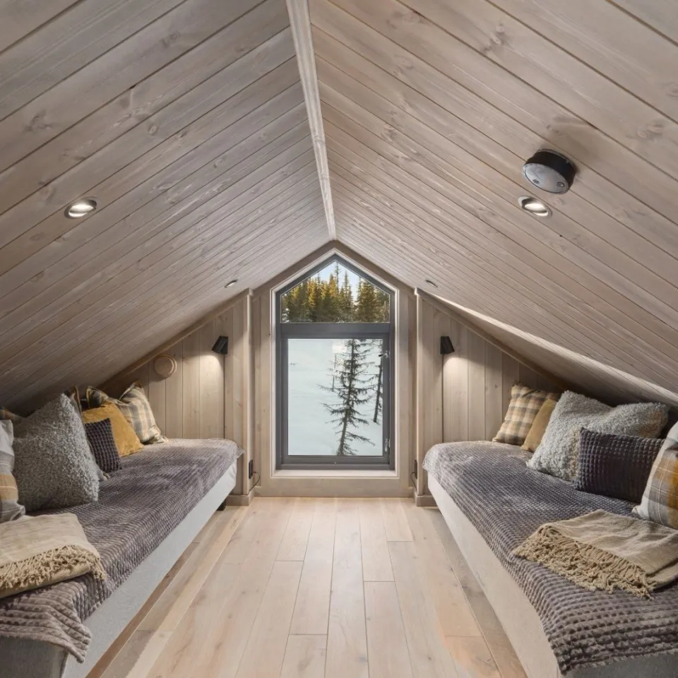 KVITFJELL VARDEN LODGE