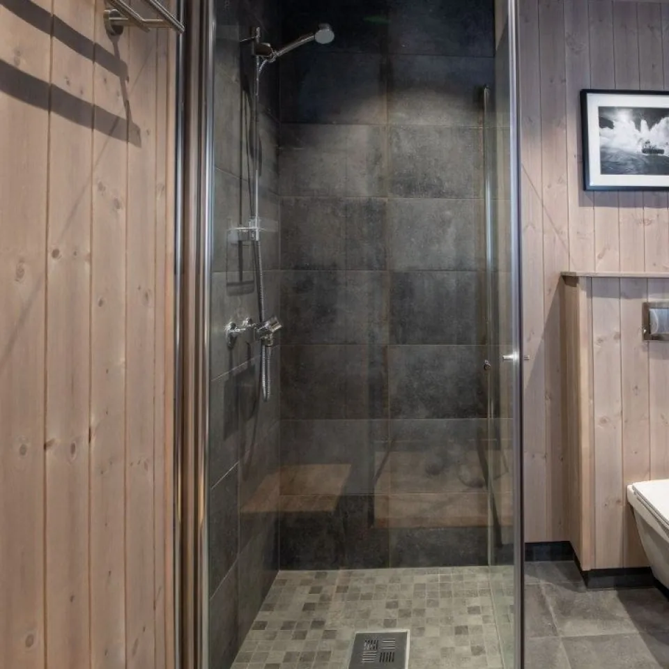 KVITFJELL VARDEN LODGE