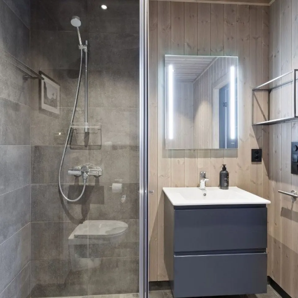 KVITFJELL VARDEN LODGE