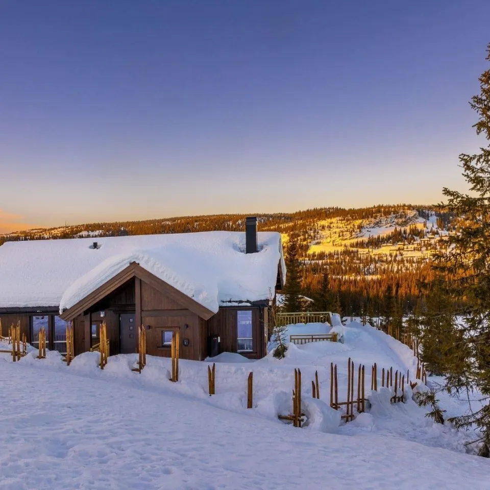 KVITFJELL VARDEN LODGE