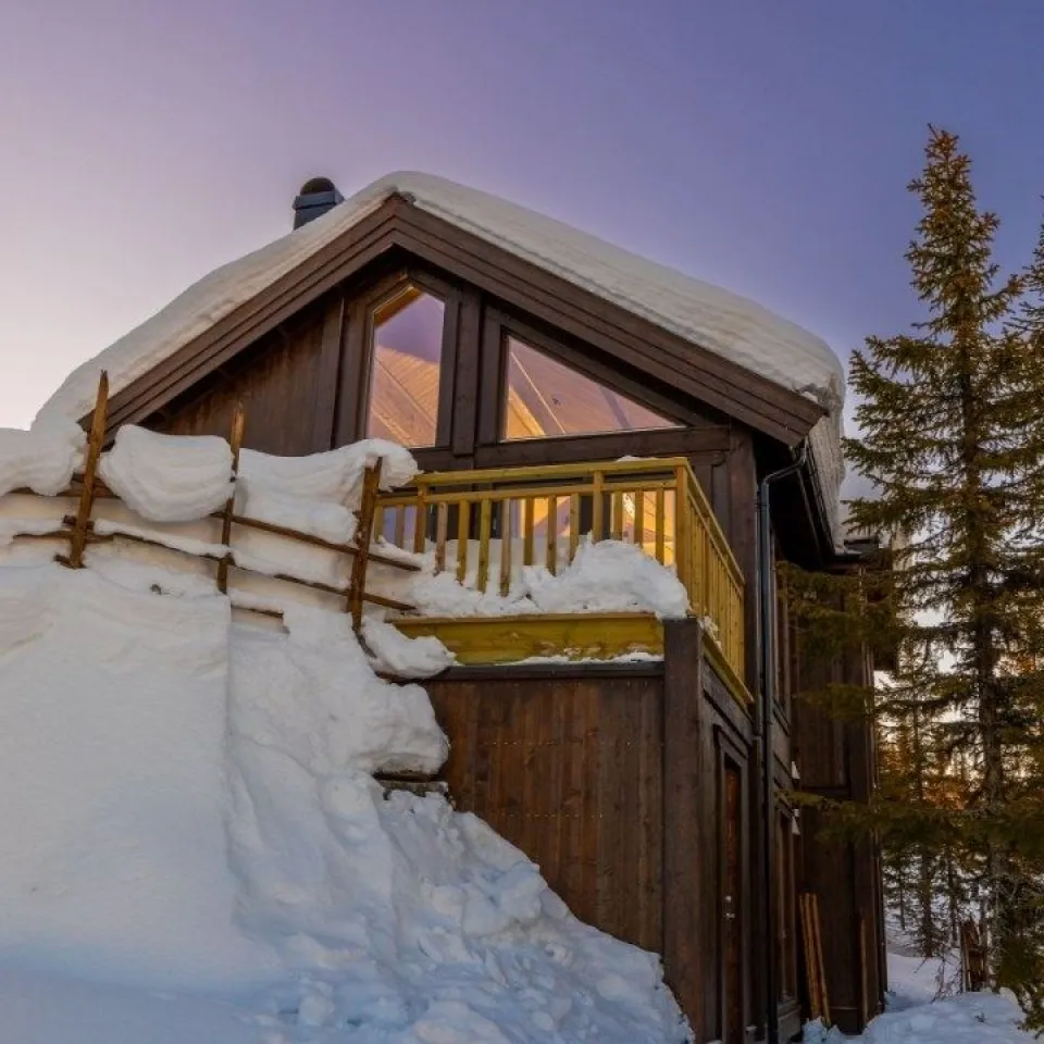 KVITFJELL VARDEN LODGE