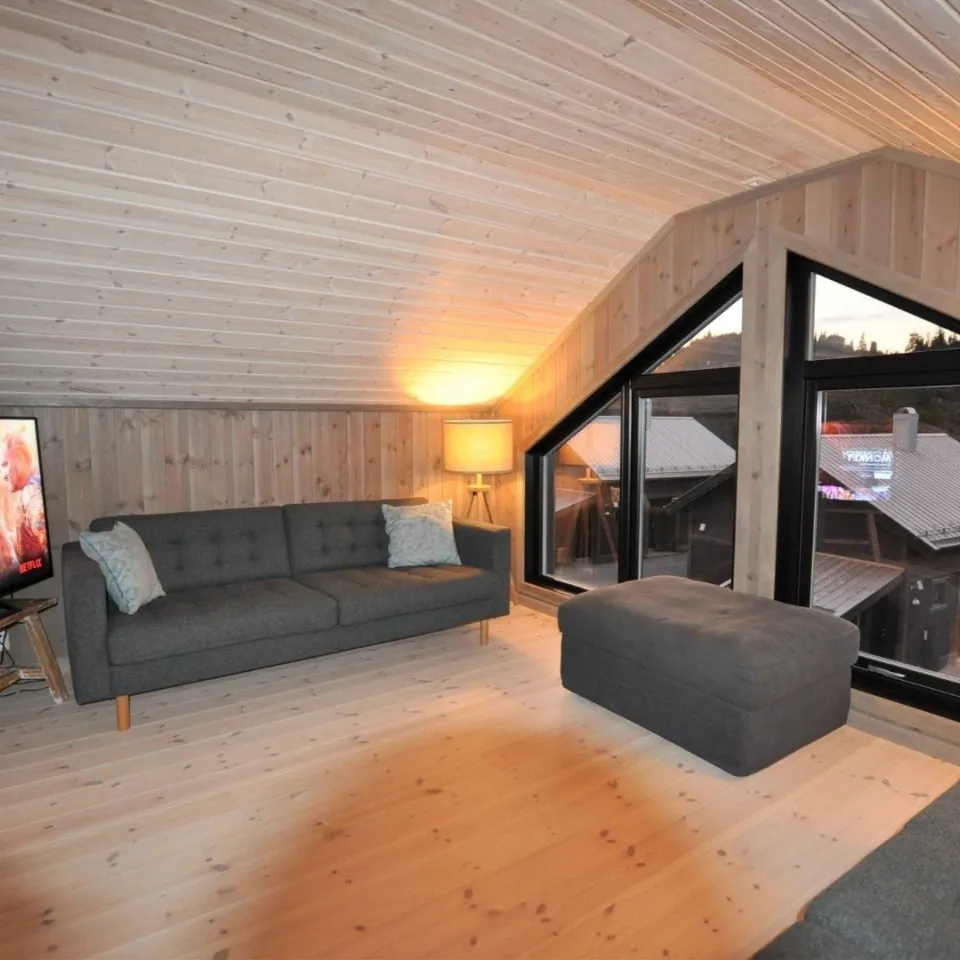 KVITFJELL ALPINGREND 8A