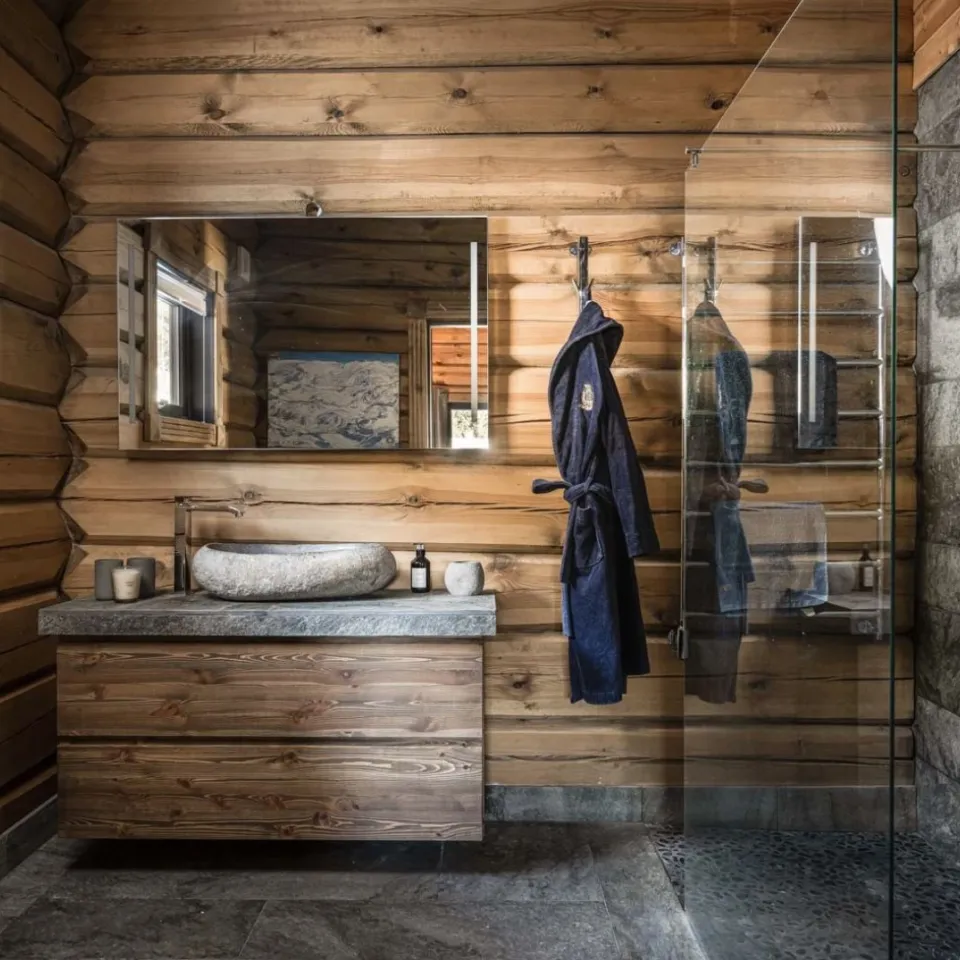 BJØNNLITJØNNVEGEN 45