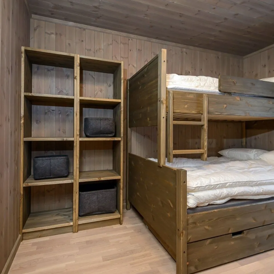 VARDEN FJELLANDSBY 204