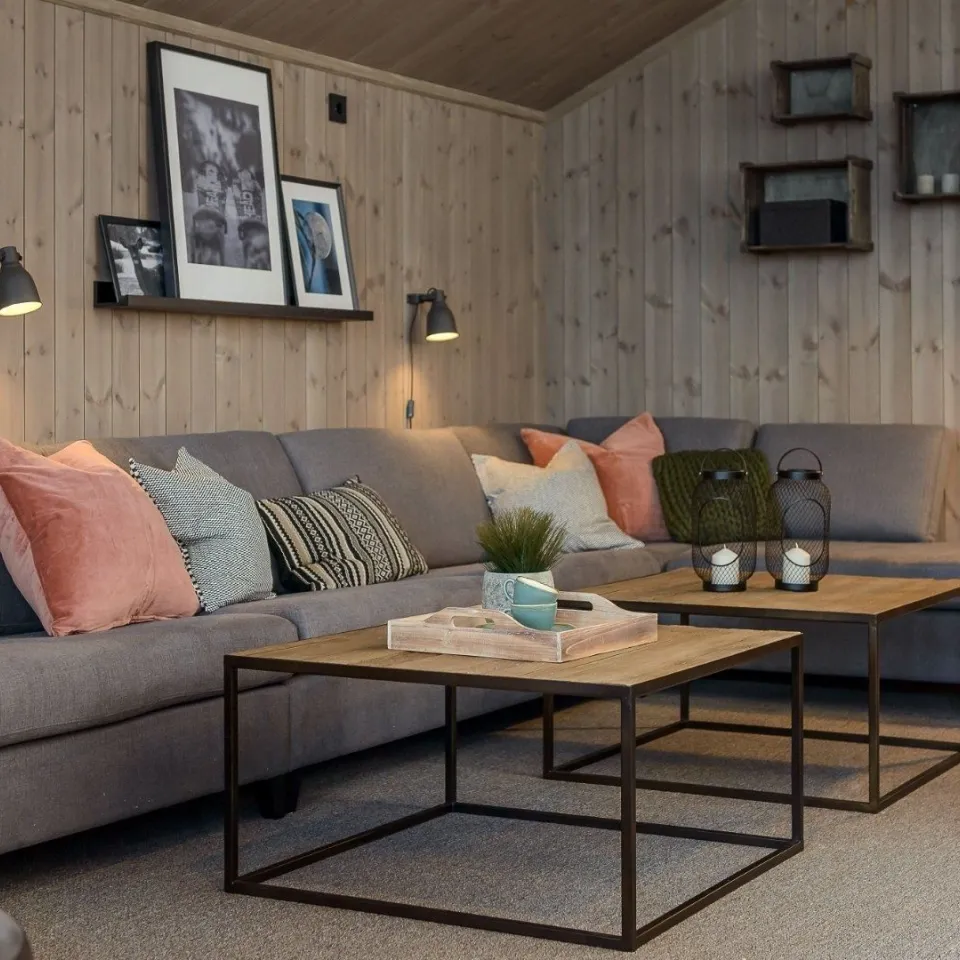 VARDEN FJELLANDSBY 202