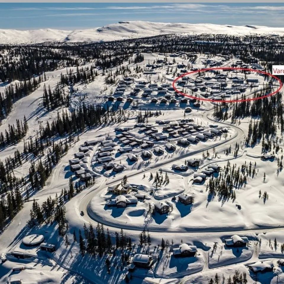 VARDEN FJELLANDSBY 202