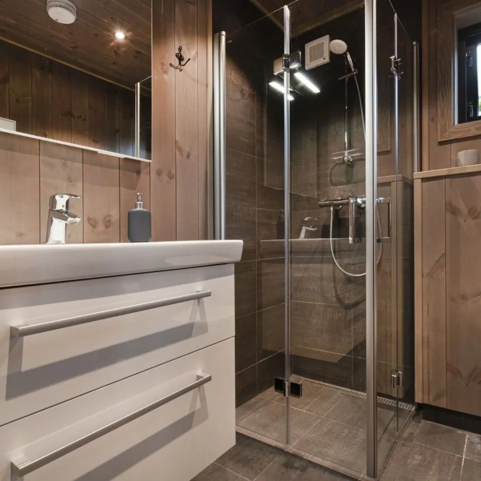 VARDEN FJELLANDSBY ANNEKS 212B