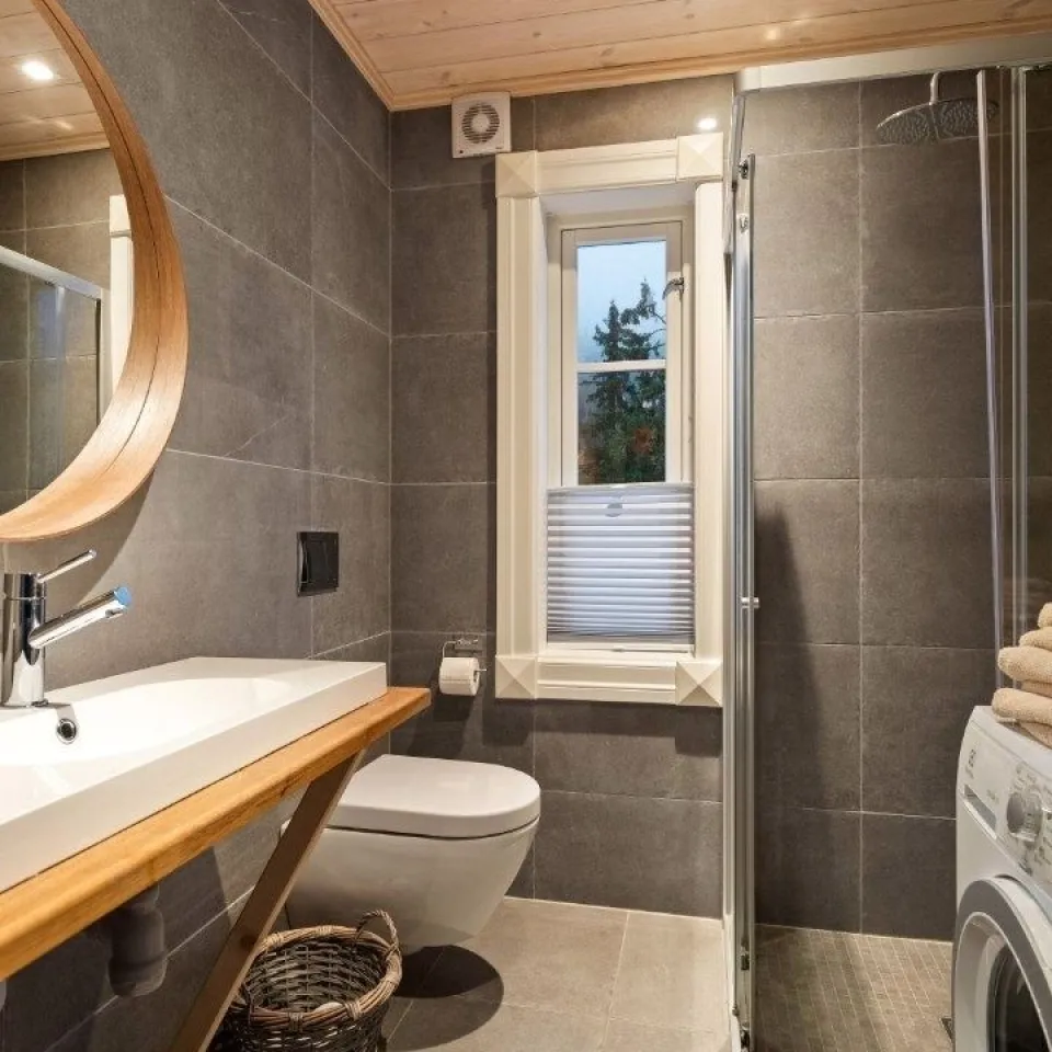 BJØNNLITJØNNVEGEN 17B