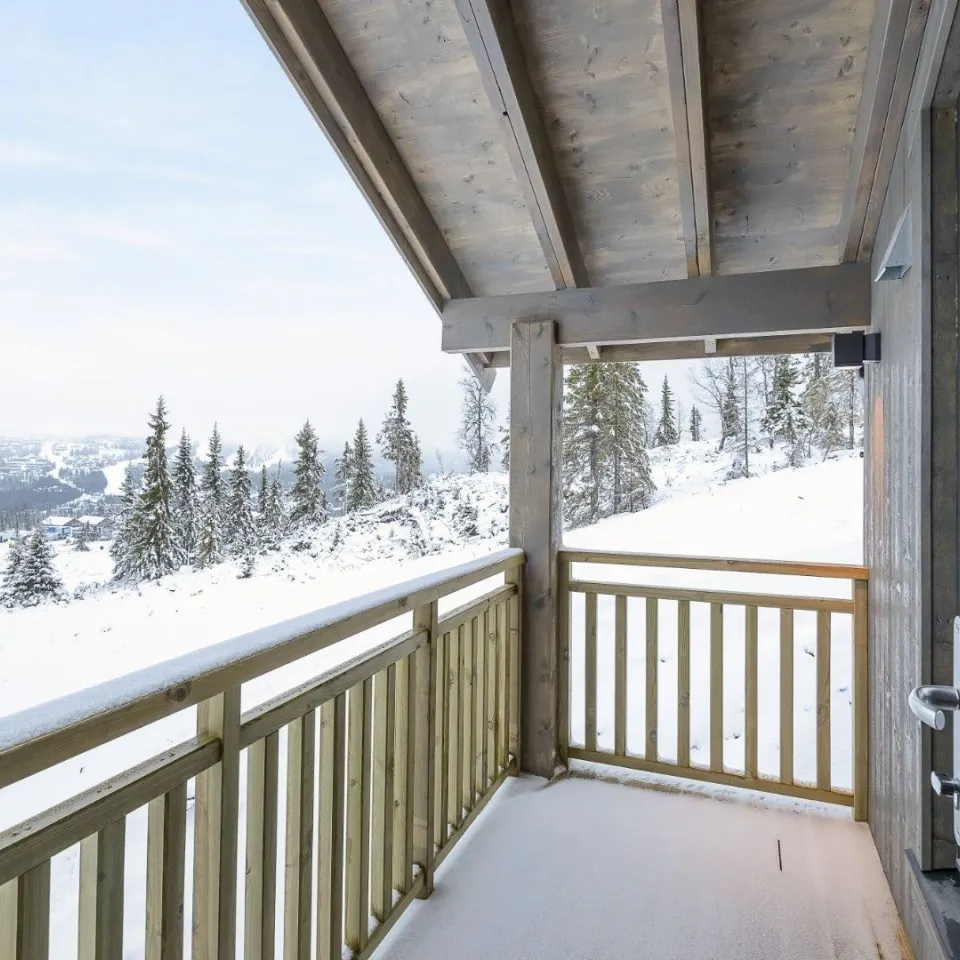 VARDEN FJELLANDSBY 226