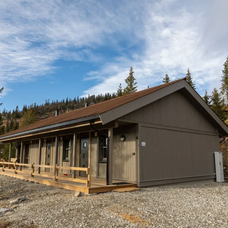 BJØNNLITJØNNVEGEN 4