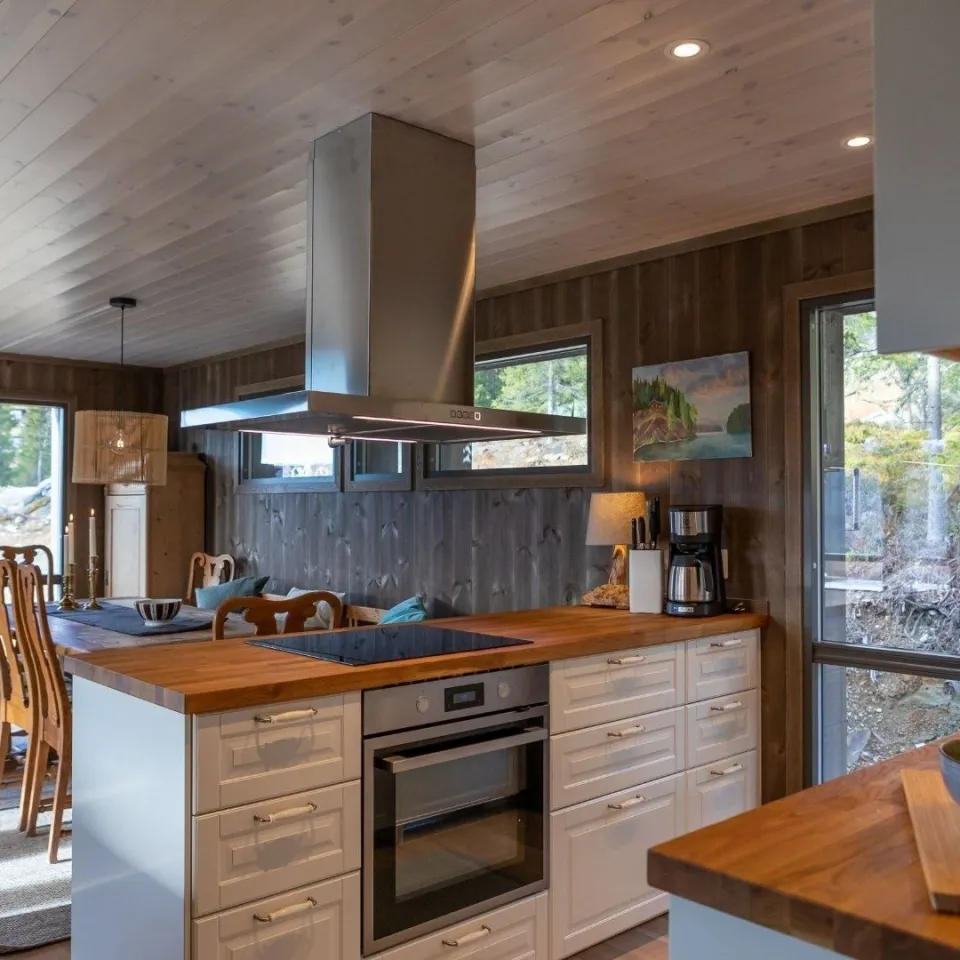 BJØNNLITJØNNVEGEN 4