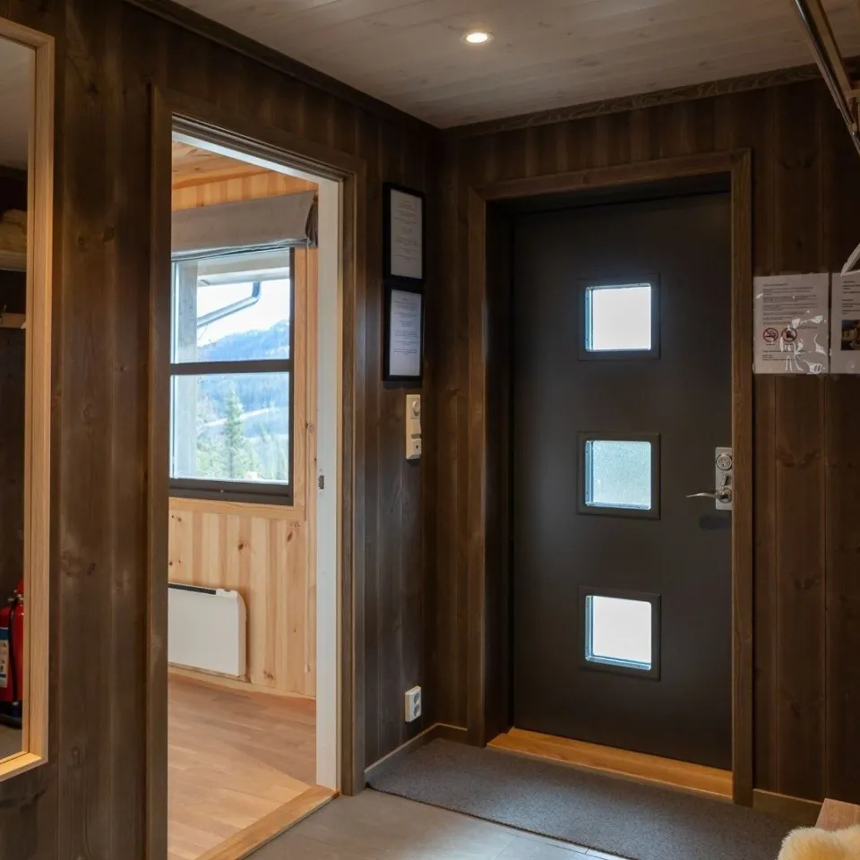 BJØNNLITJØNNVEGEN 4