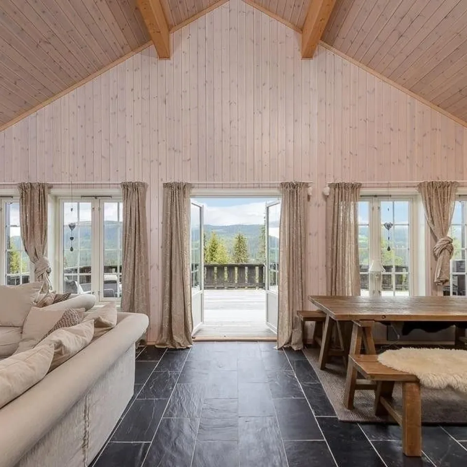 BJØNNLITJØNNVEGEN 33