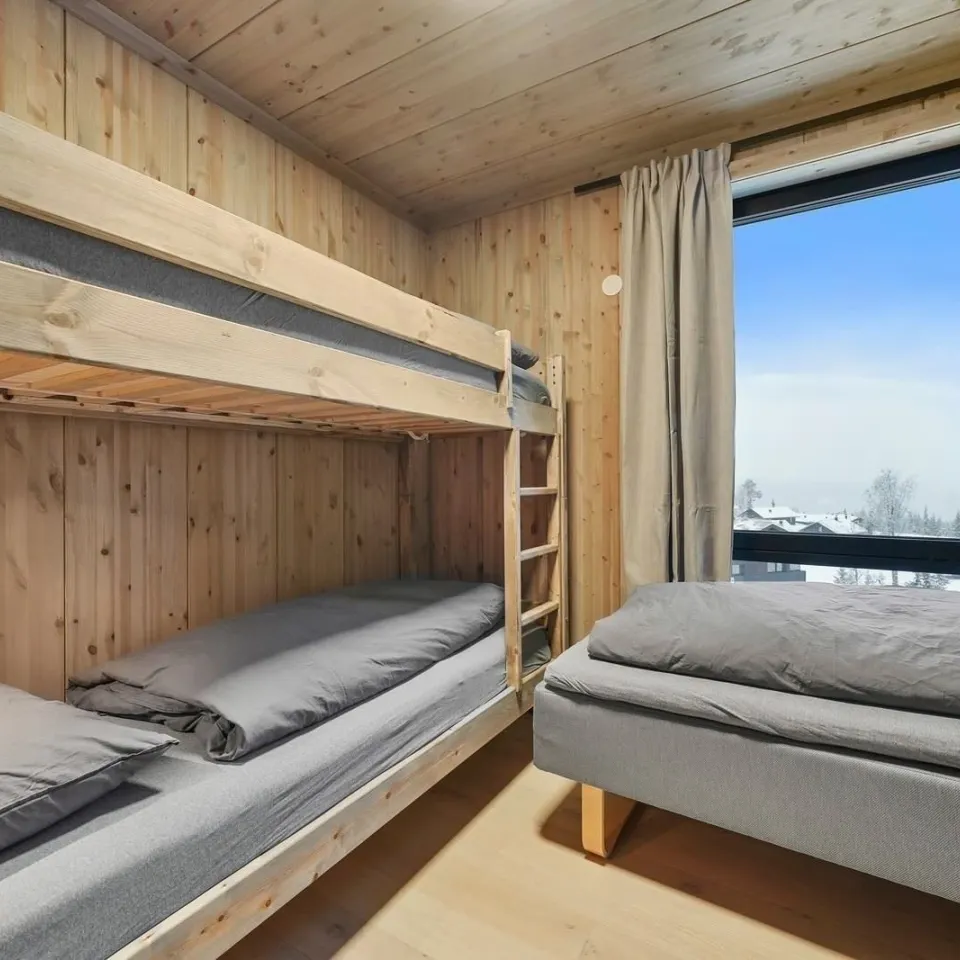 MOSETERTOPPEN SKISTADION H0205