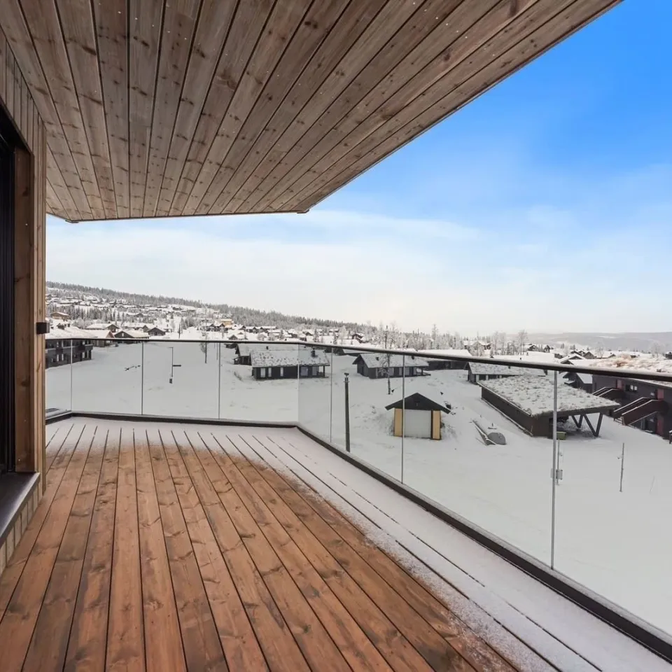 MOSETERTOPPEN SKISTADION H0205