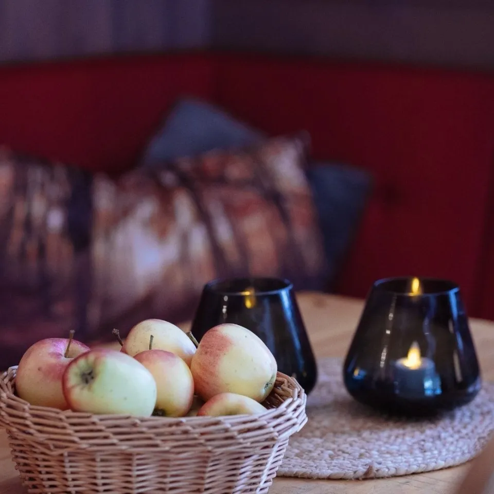 Helårshytte Høgsveen for 6 personer med dusj og wc