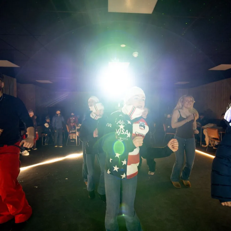 Abend-Disco und Karaoke mit Jøkul