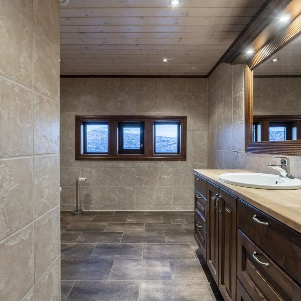 OPPDALSTOPPEN LEILIGHET 3