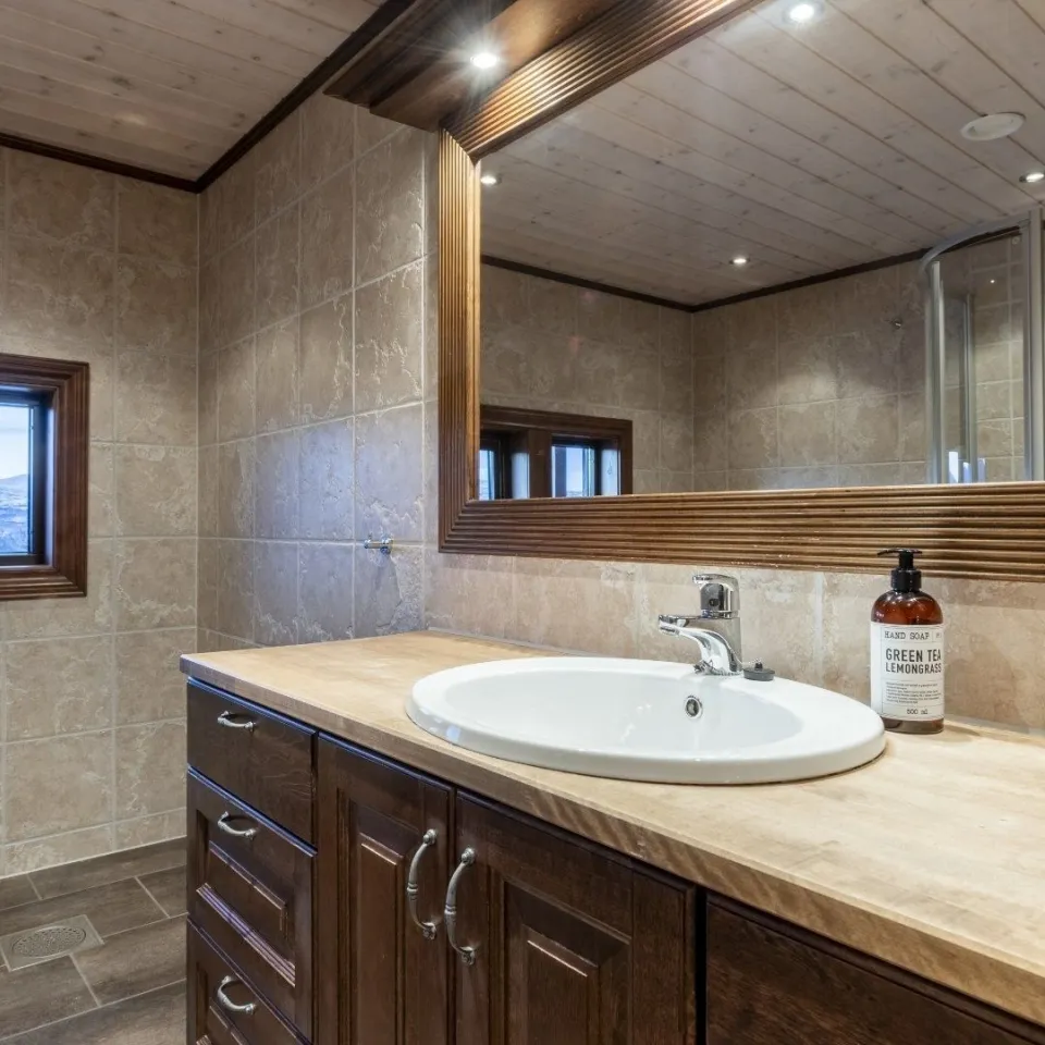 OPPDALSTOPPEN LEILIGHET 3