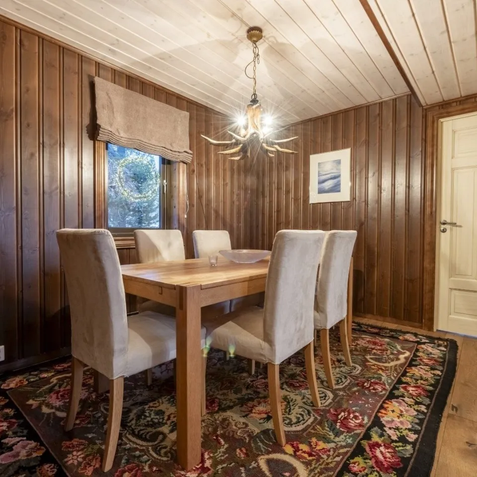 OPPDALSTOPPEN LEILIGHET 3