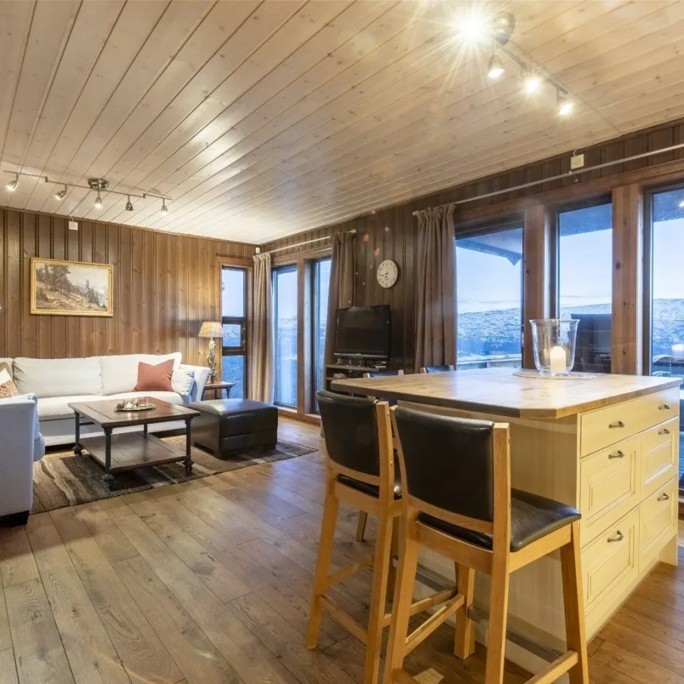 OPPDALSTOPPEN LEILIGHET 3