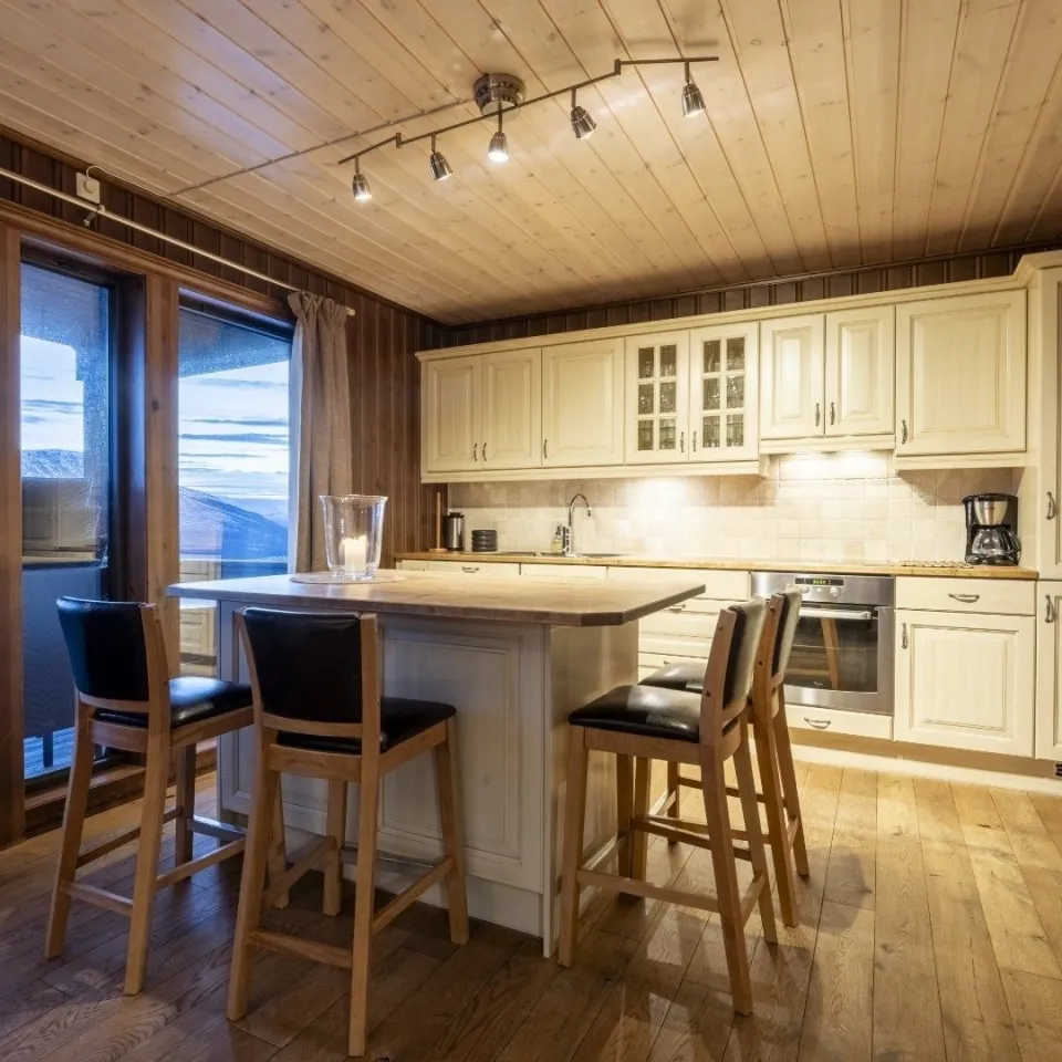 OPPDALSTOPPEN LEILIGHET 3