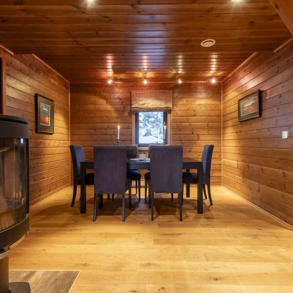 OPPDALSTOPPEN LEILIGHET 4