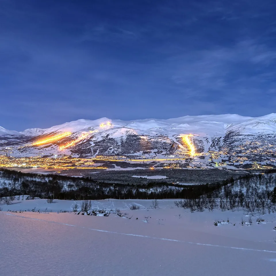 Osterferien in Oppdal mit Skipass