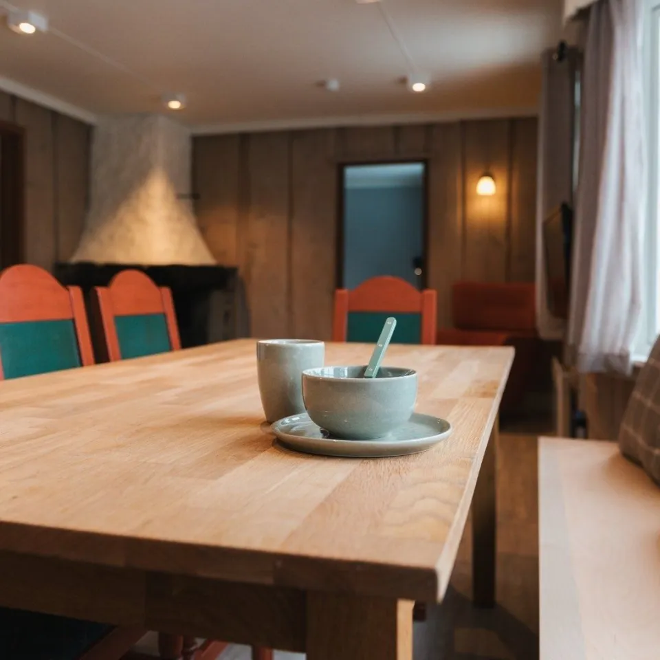 Helårshytte for 8 personer med dusj og wc