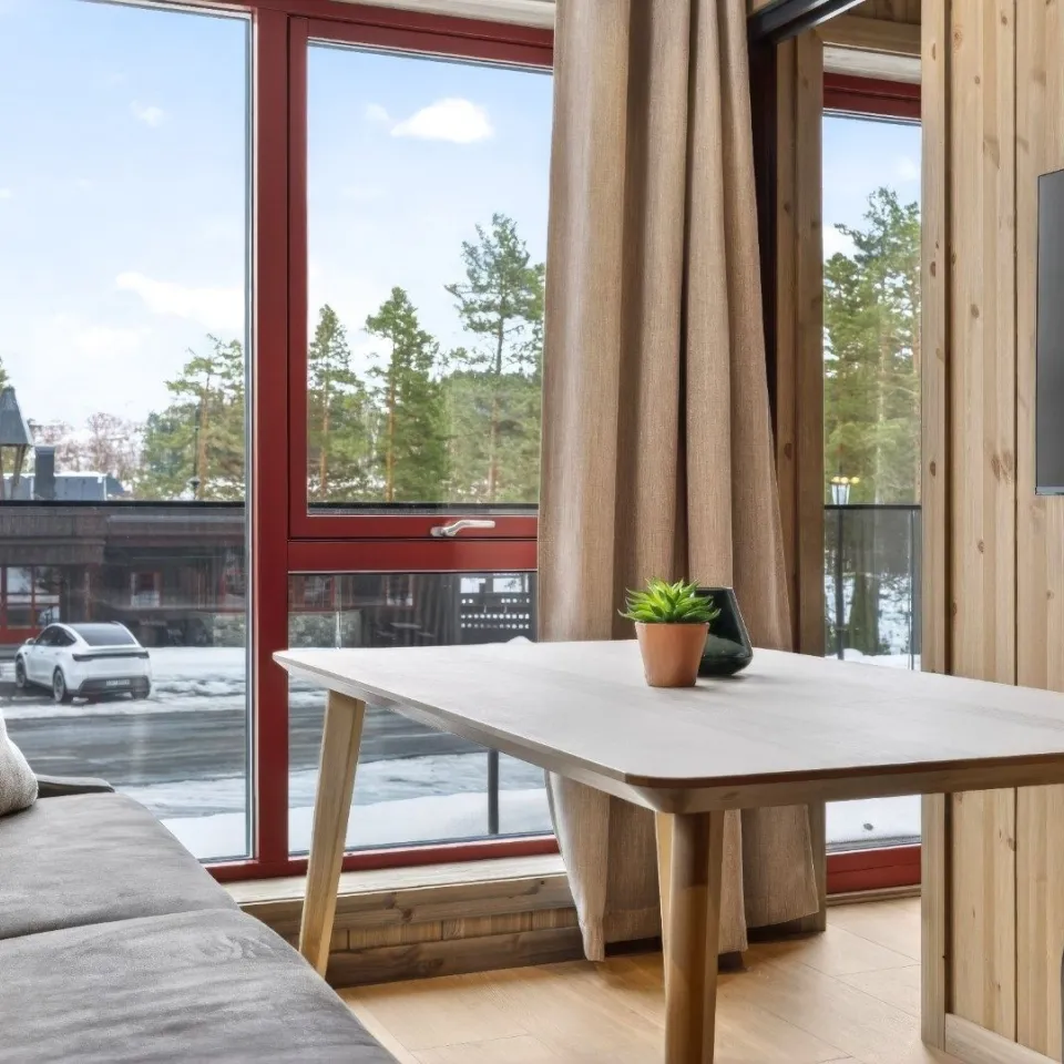 Hotellrom for 4 personer med dusj og wc